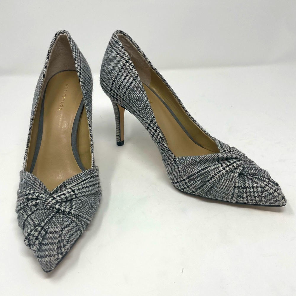 Ann Taylor Plaid Pumps